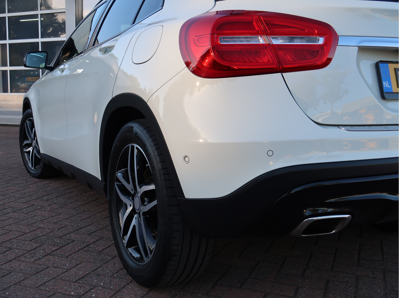 Mercedes-Benz GLA 200 Prestige | Panorama | 18inch | Park-Assist | Camer — photo 14