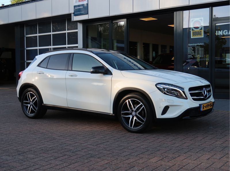 Mercedes-Benz GLA 200 Prestige | Panorama | 18inch | Park-Assist | Camer — photo 9