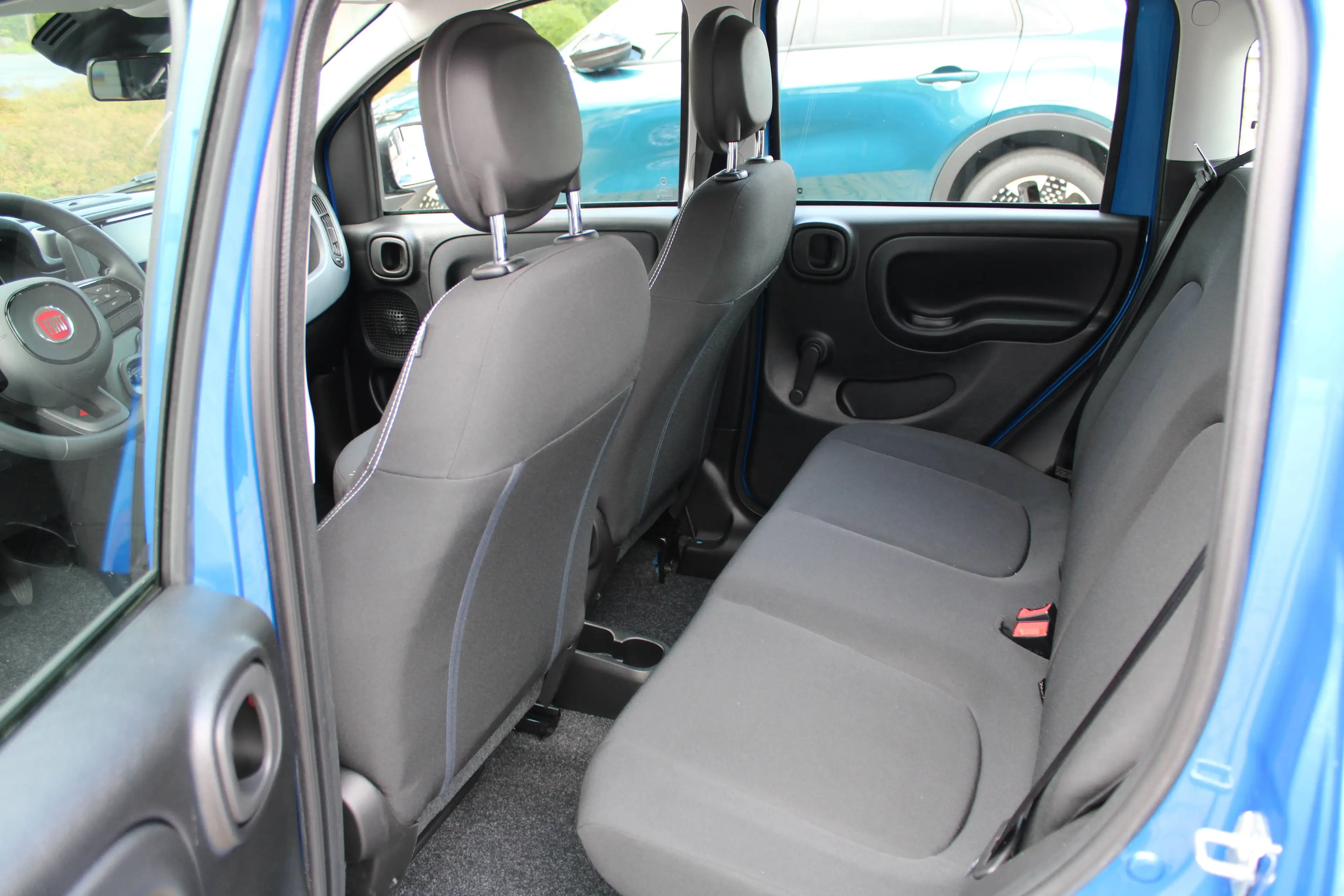 Fiat Pandina Pandina Icon Hyb. / Klima, Parksensoren, Radio, Bluetooth — photo 6