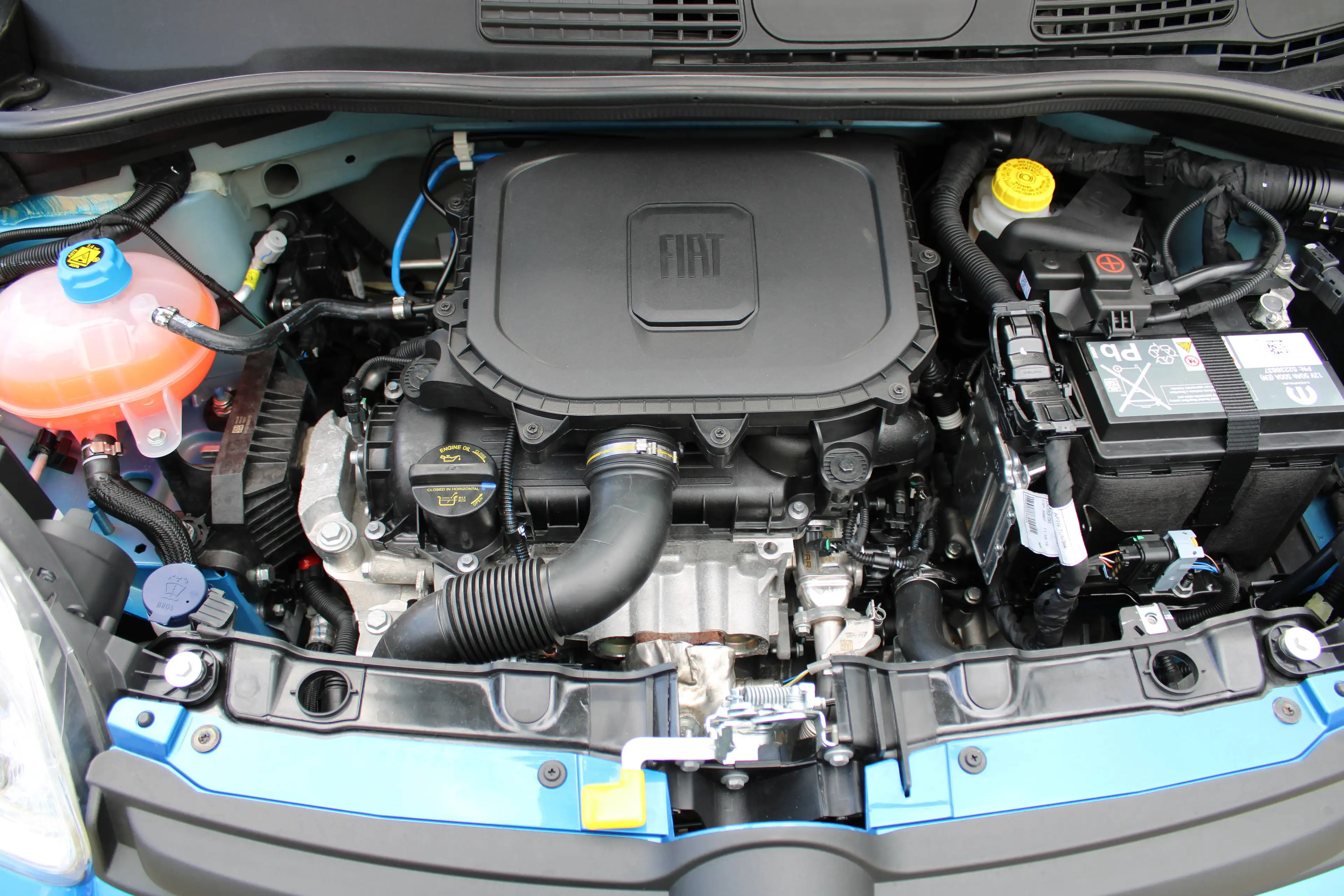 Fiat Pandina Pandina Icon Hyb. / Klima, Parksensoren, Radio, Bluetooth — photo 11