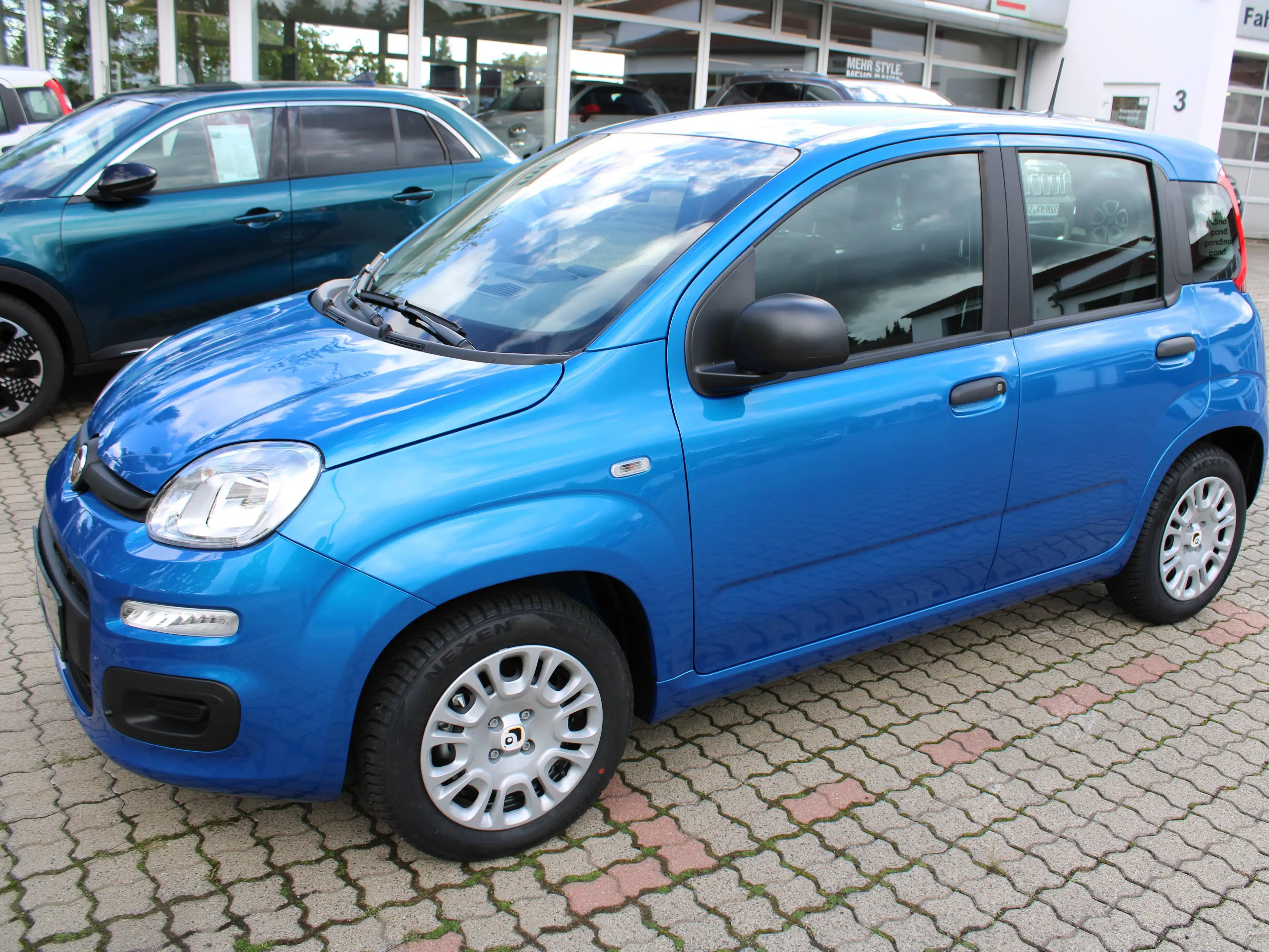 Fiat Pandina Pandina Icon Hyb. / Klima, Parksensoren, Radio, Bluetooth