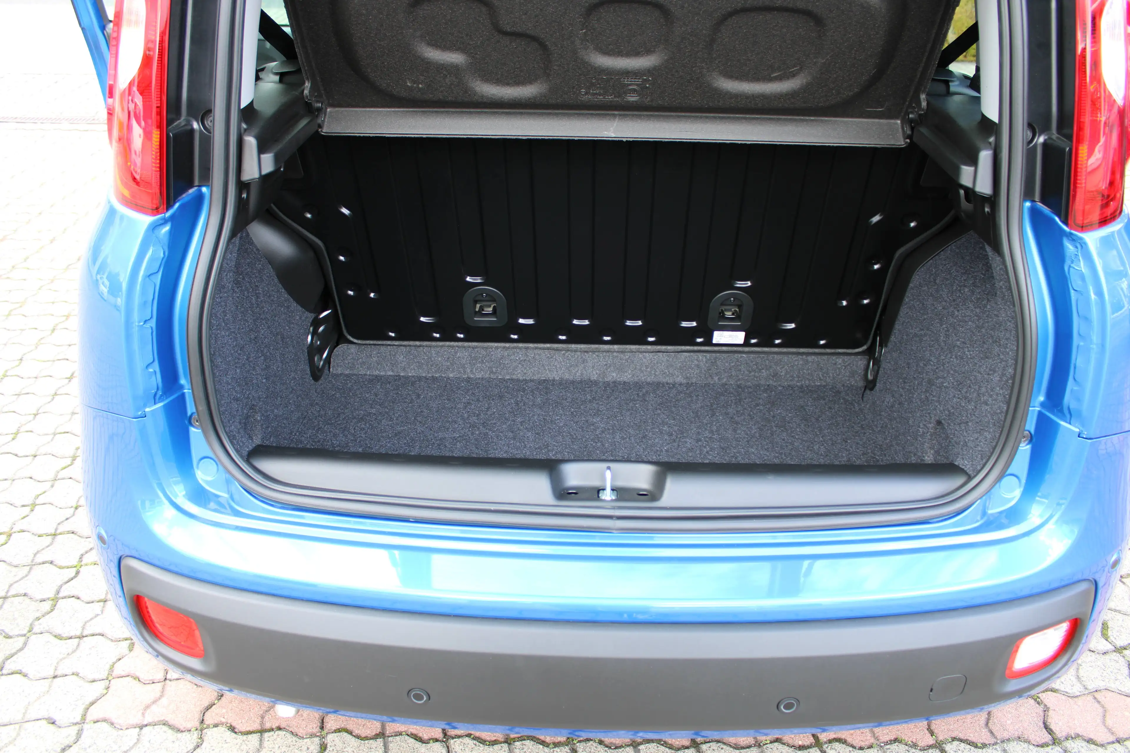 Fiat Pandina Pandina Icon Hyb. / Klima, Parksensoren, Radio, Bluetooth — photo 12