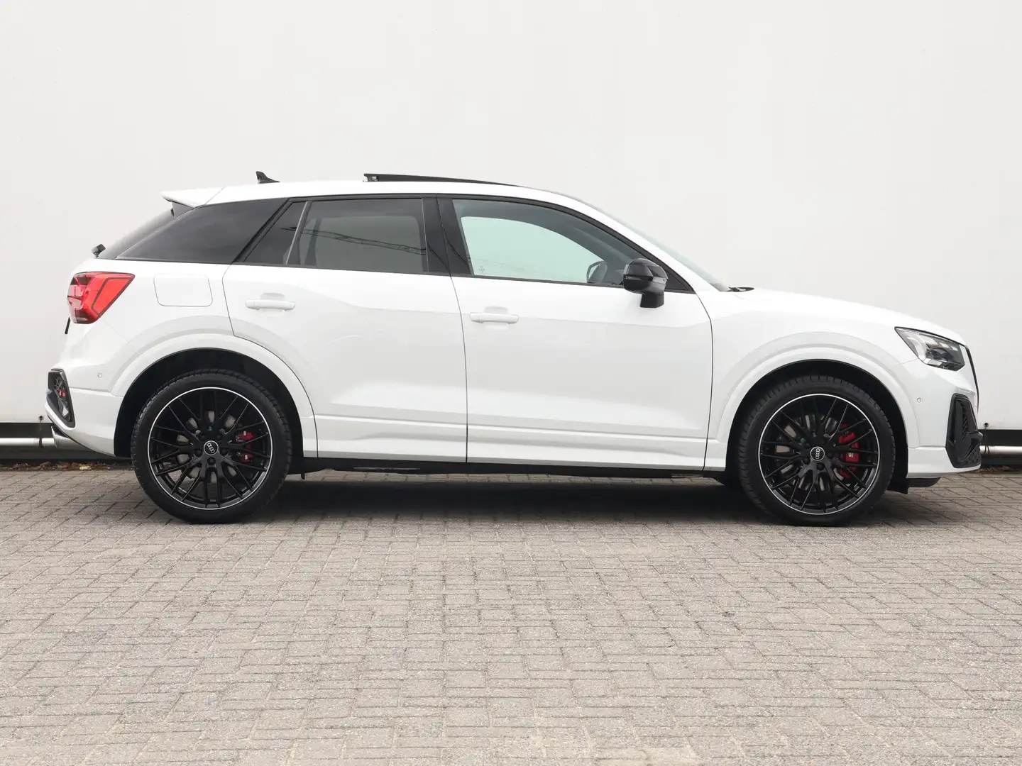 Audi SQ2 2.0 TFSI Quattro 300pk | Panorama-dak | SONOS-Audi Wit - 2