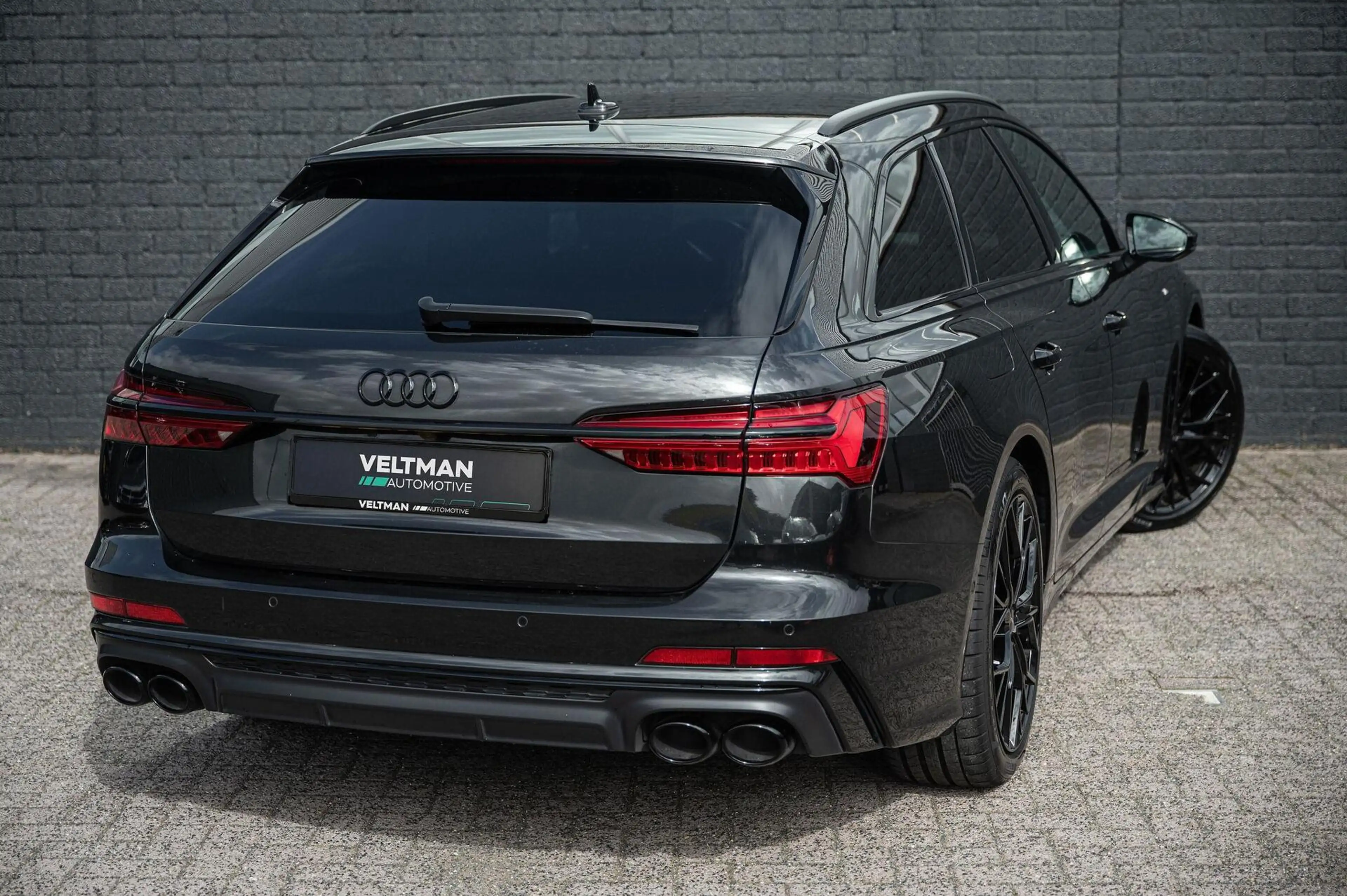 Audi A6 Avant 55 TFSI e quattro Competition TREKHAAK 21INC — photo 7