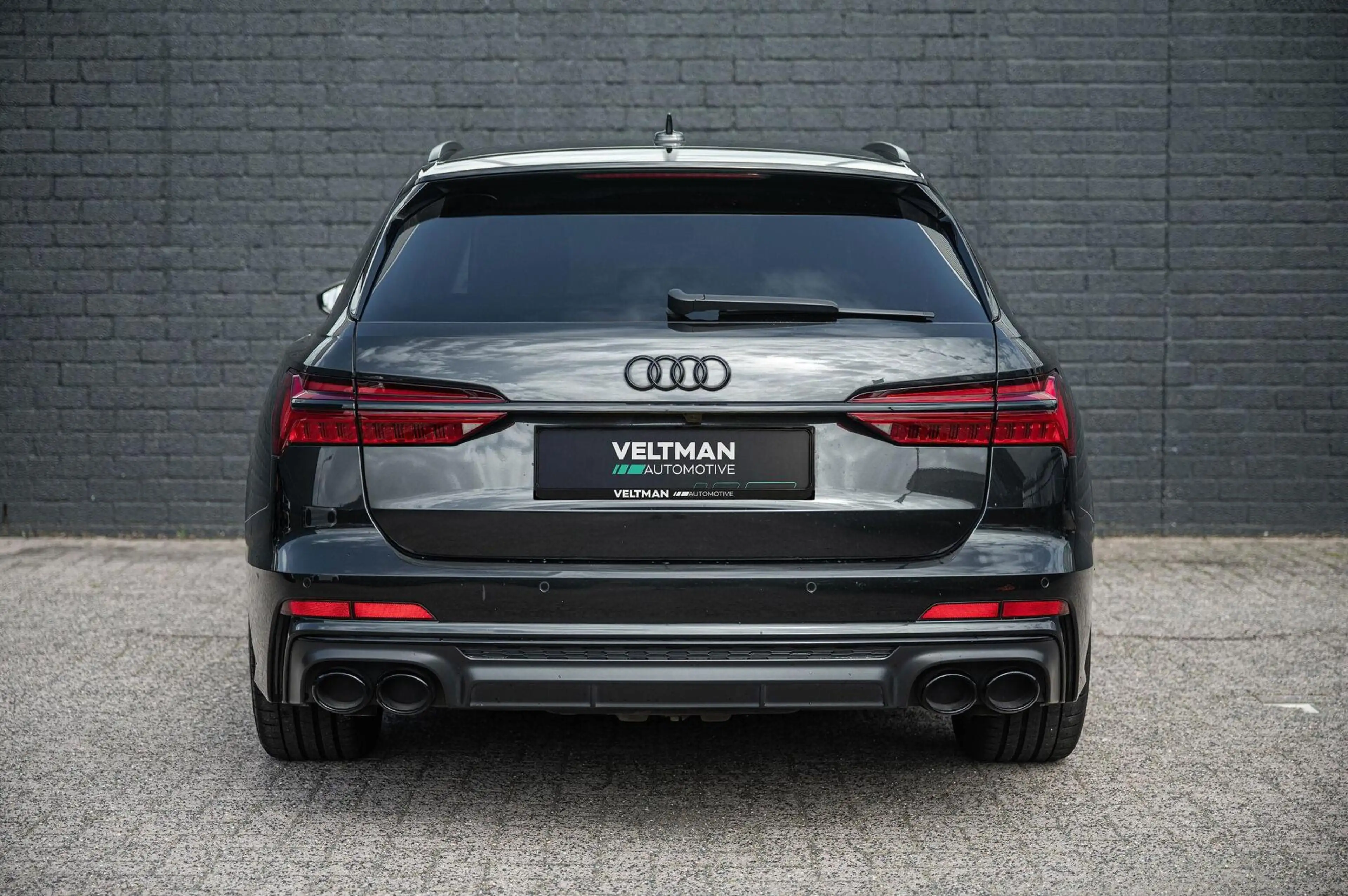 Audi A6 Avant 55 TFSI e quattro Competition TREKHAAK 21INC — photo 9