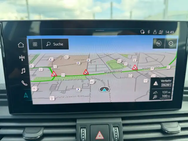 Audi Q5 view 18