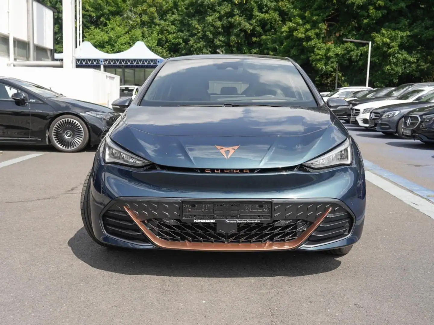 CUPRA Born Navi Panorama Kamera Head-Up ACC Blau - 2