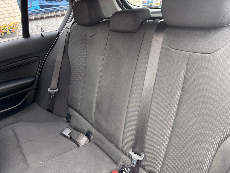BMW 118 1-serie 118i Centennial Executive — photo 23