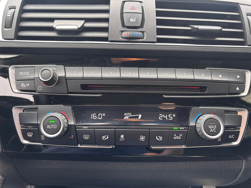 BMW 118 1-serie 118i Centennial Executive — photo 20