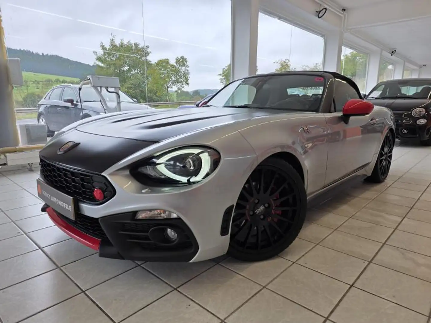 Abarth 124 Spider Turismo - VENTE PRIVEE Gris - 2