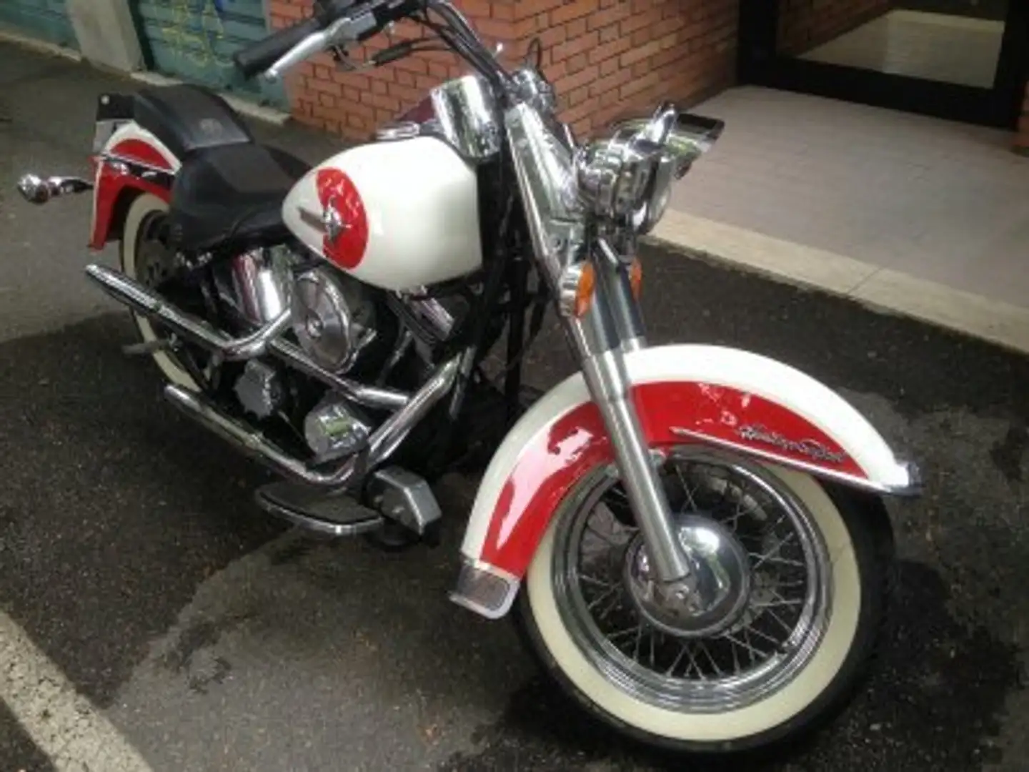 Harley-Davidson Heritage Softail Special Blanco - 2
