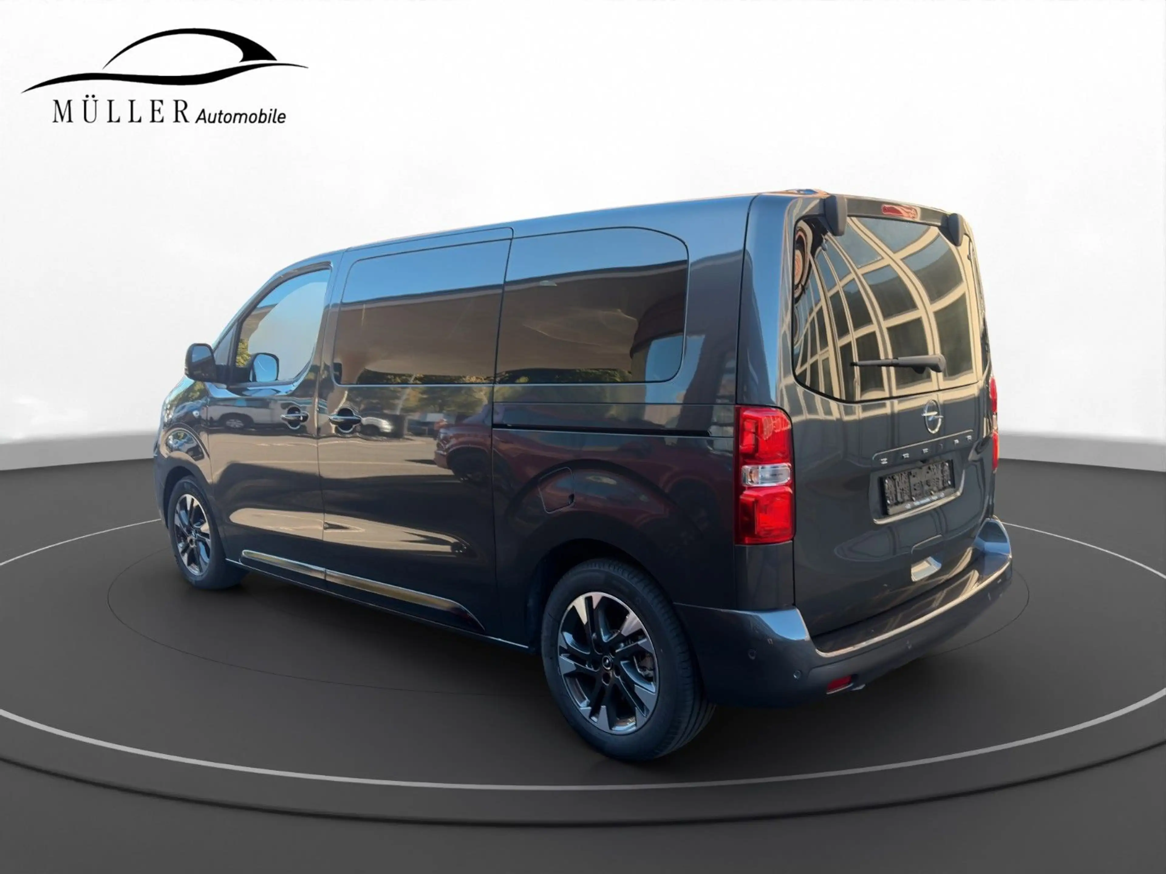 Opel Zafira Life GS M Panorama 7-Sitzer Tisch — photo 3
