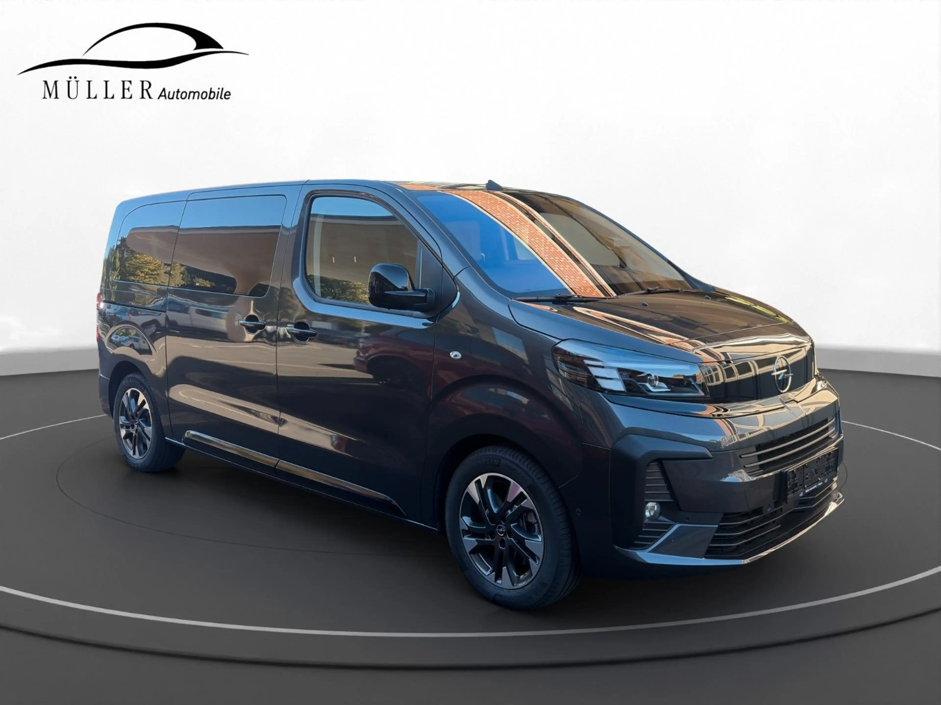 Opel Zafira Life GS M Panorama 7-Sitzer Tisch — photo 5