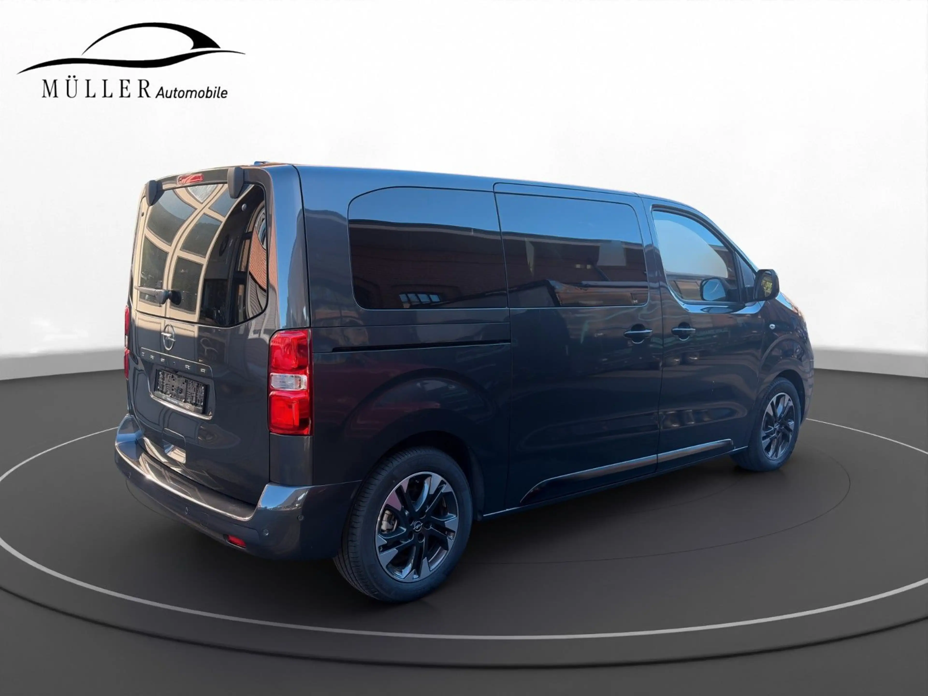 Opel Zafira Life GS M Panorama 7-Sitzer Tisch — photo 4