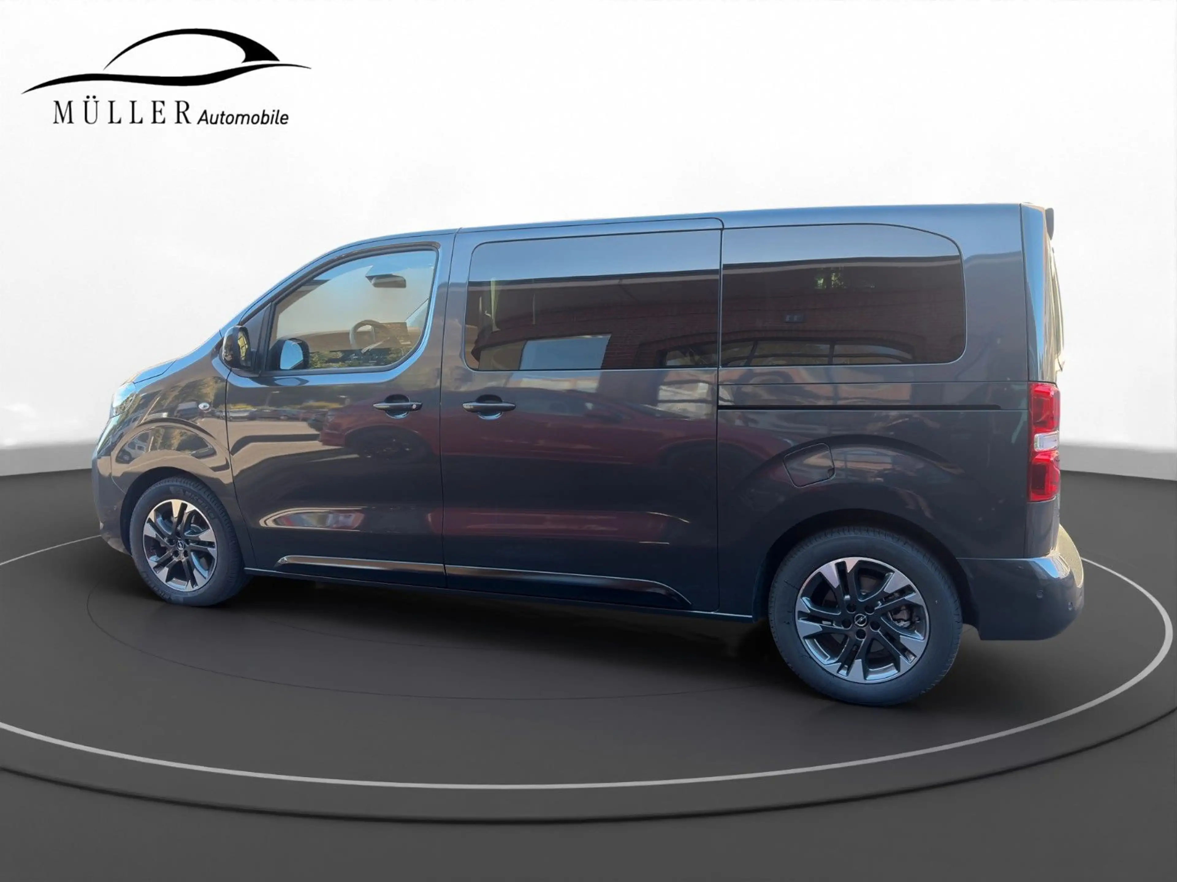 Opel Zafira Life GS M Panorama 7-Sitzer Tisch — photo 2