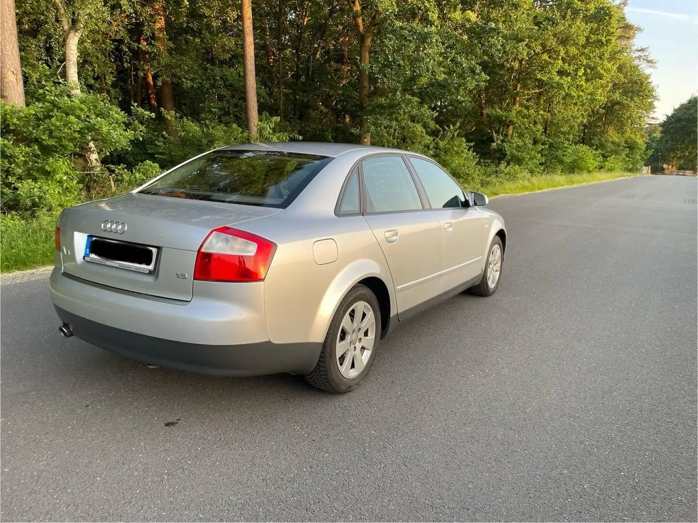 Audi A4 2.0 - 1