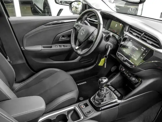 Opel Corsa view 4