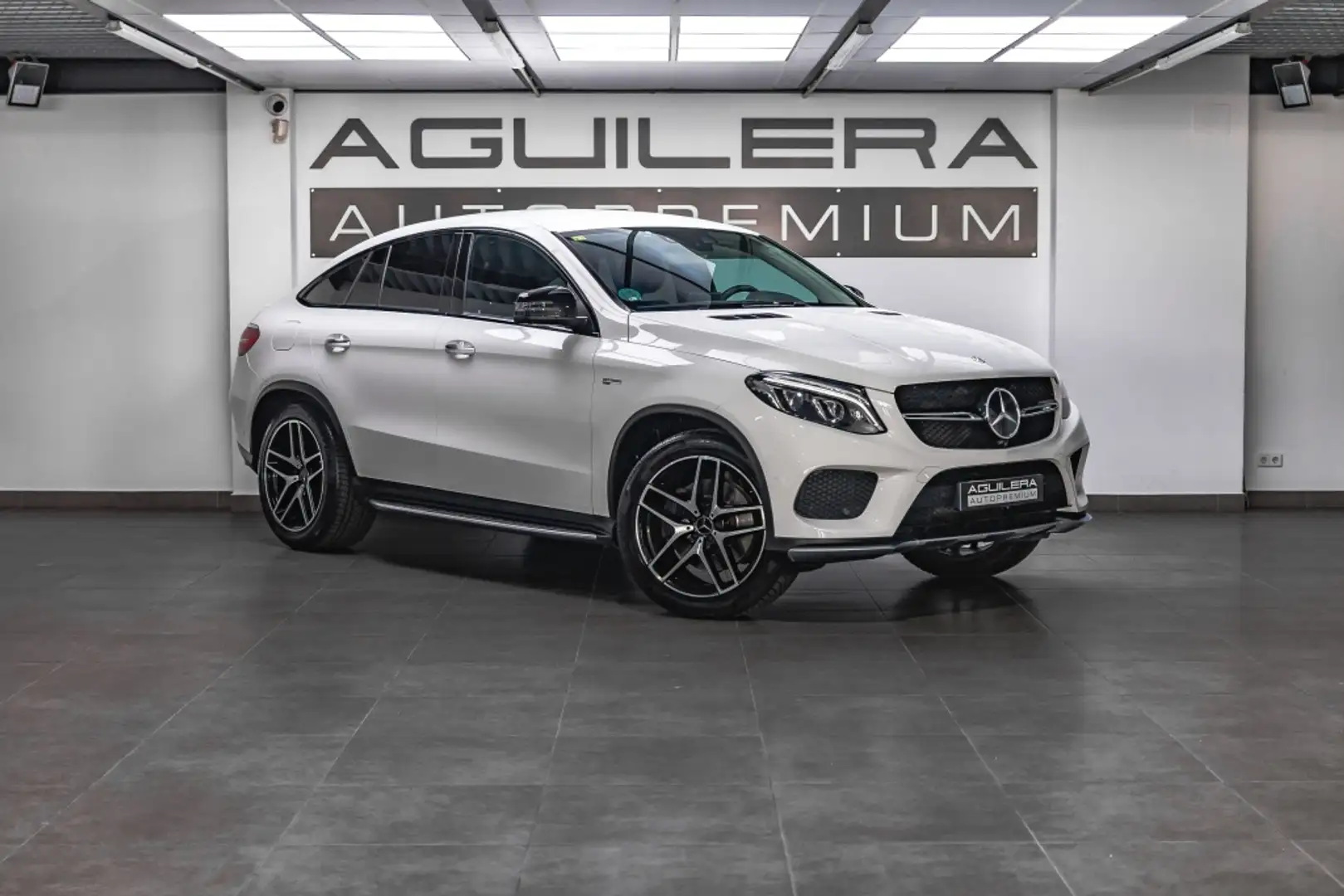 Mercedes-Benz GLE 43 AMG Coupé 4Matic Aut. Blanc - 1