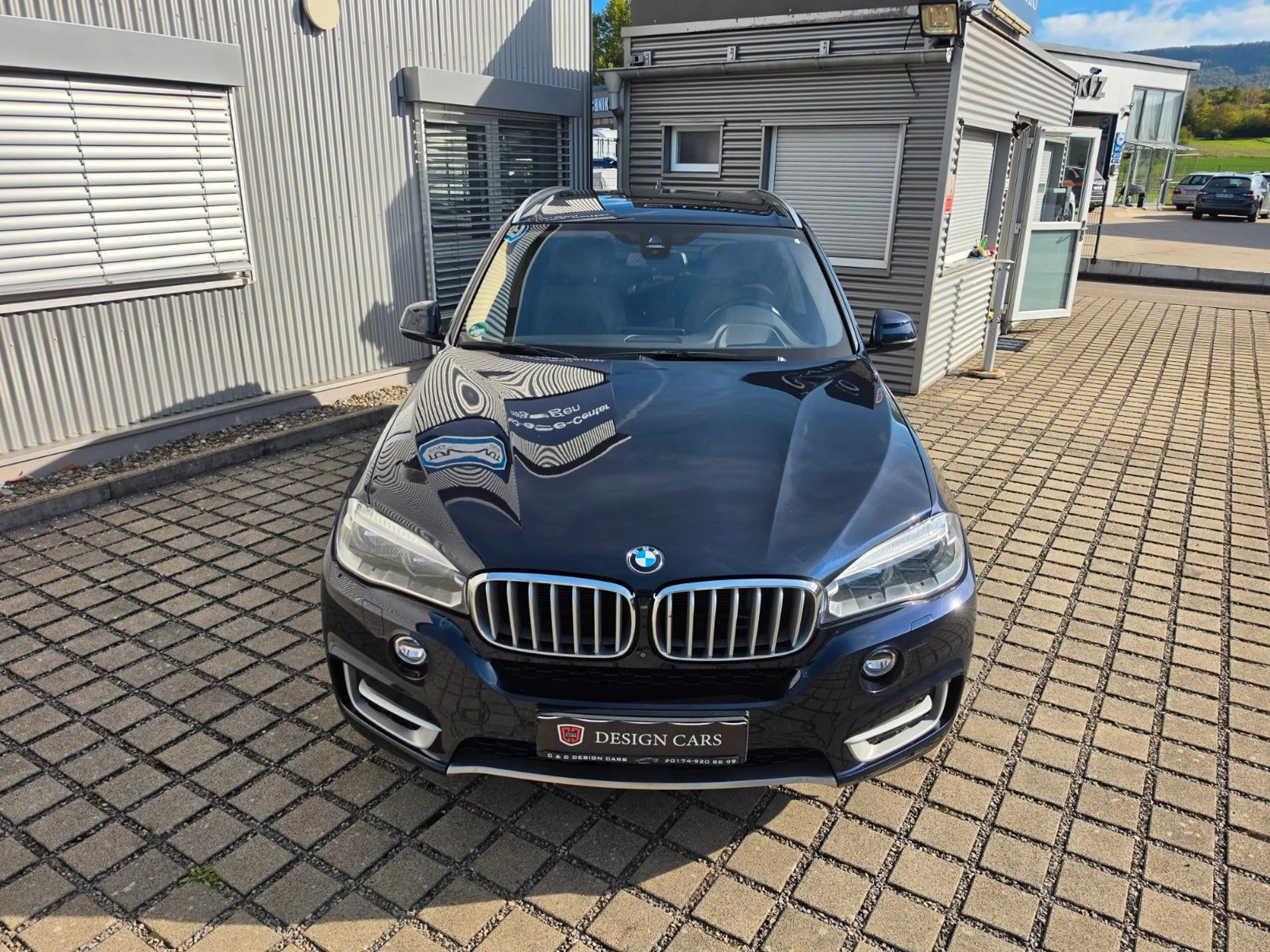 BMW X5 xDrive 30 d HuP AHK Rear Enter System — photo 3