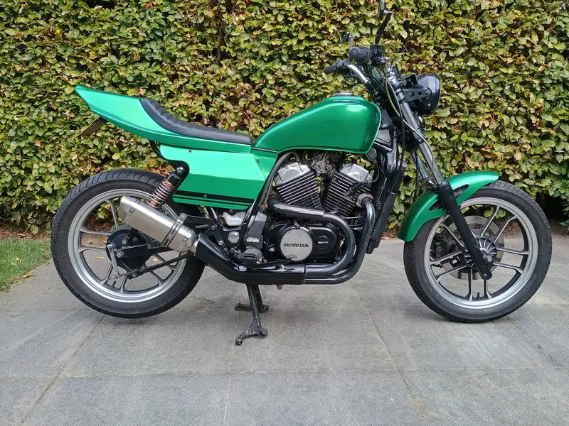 Honda VT 500