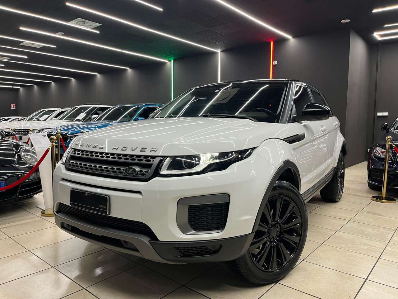 Land Rover Range Rover Evoque 5p 2.0 td4 SE 150cv