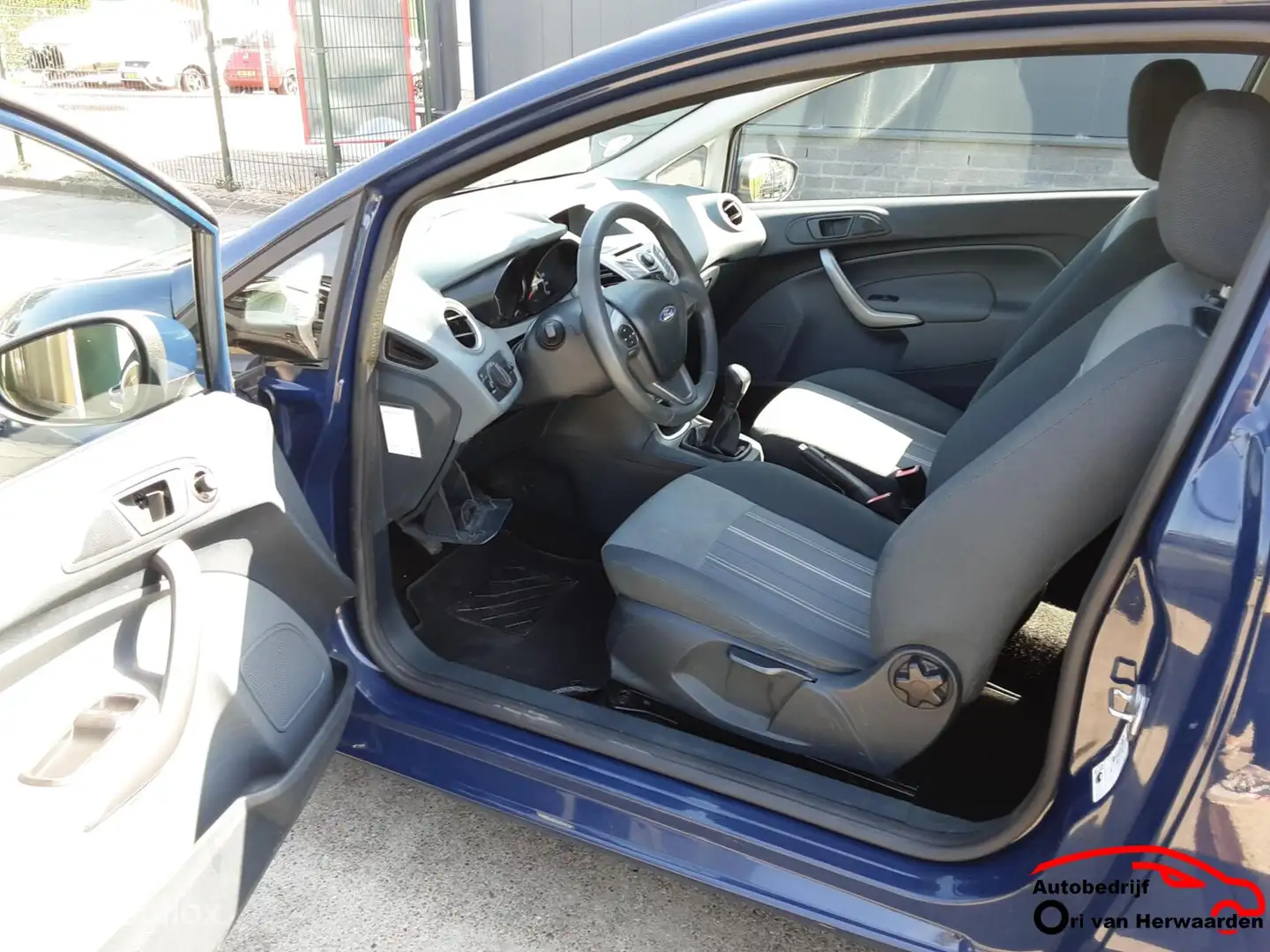 Ford Fiesta 1.25 Titanium Blauw - 2