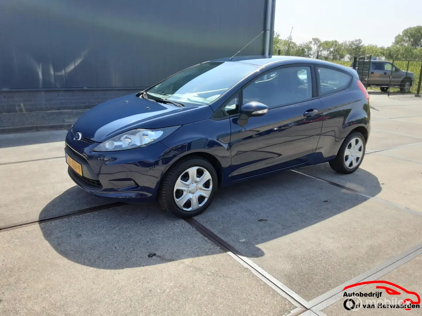 Ford Fiesta 1.25 Titanium Blauw - 1
