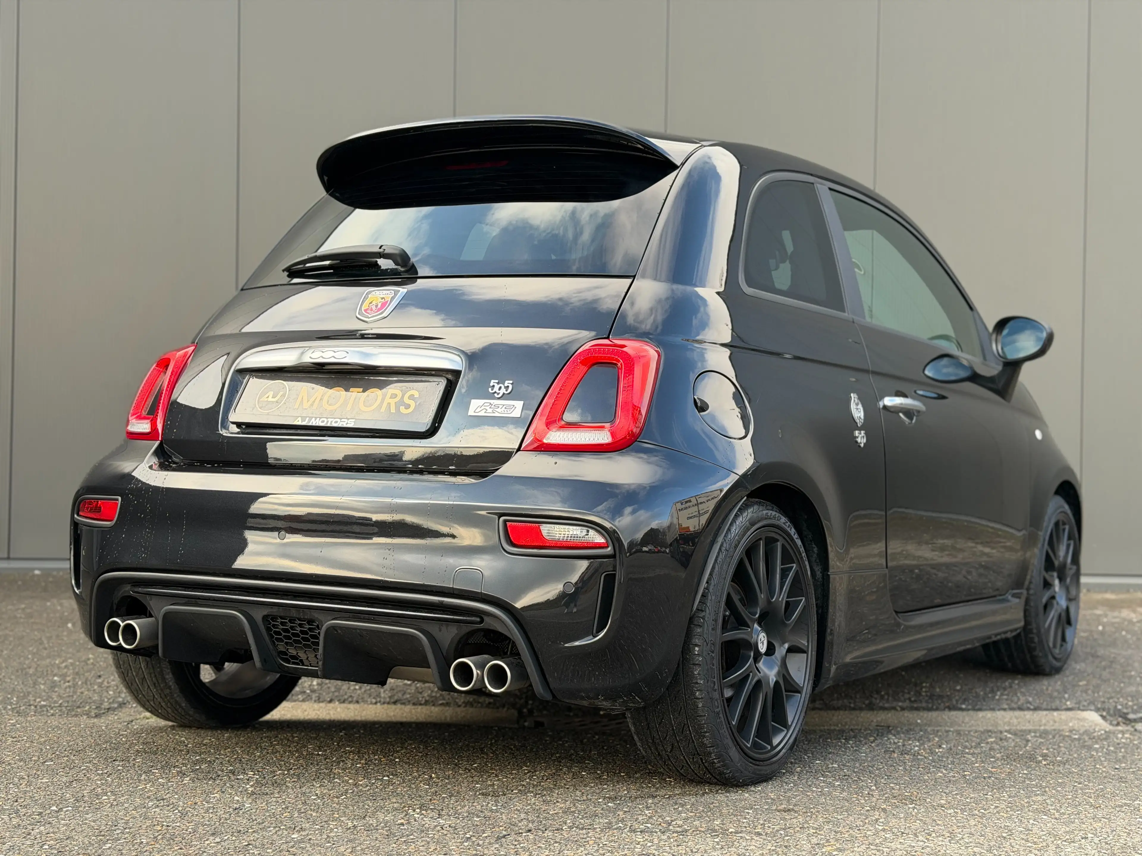 Abarth 595 Pista 1.4T 163cv 70th Edition - Monza - Beats — photo 11