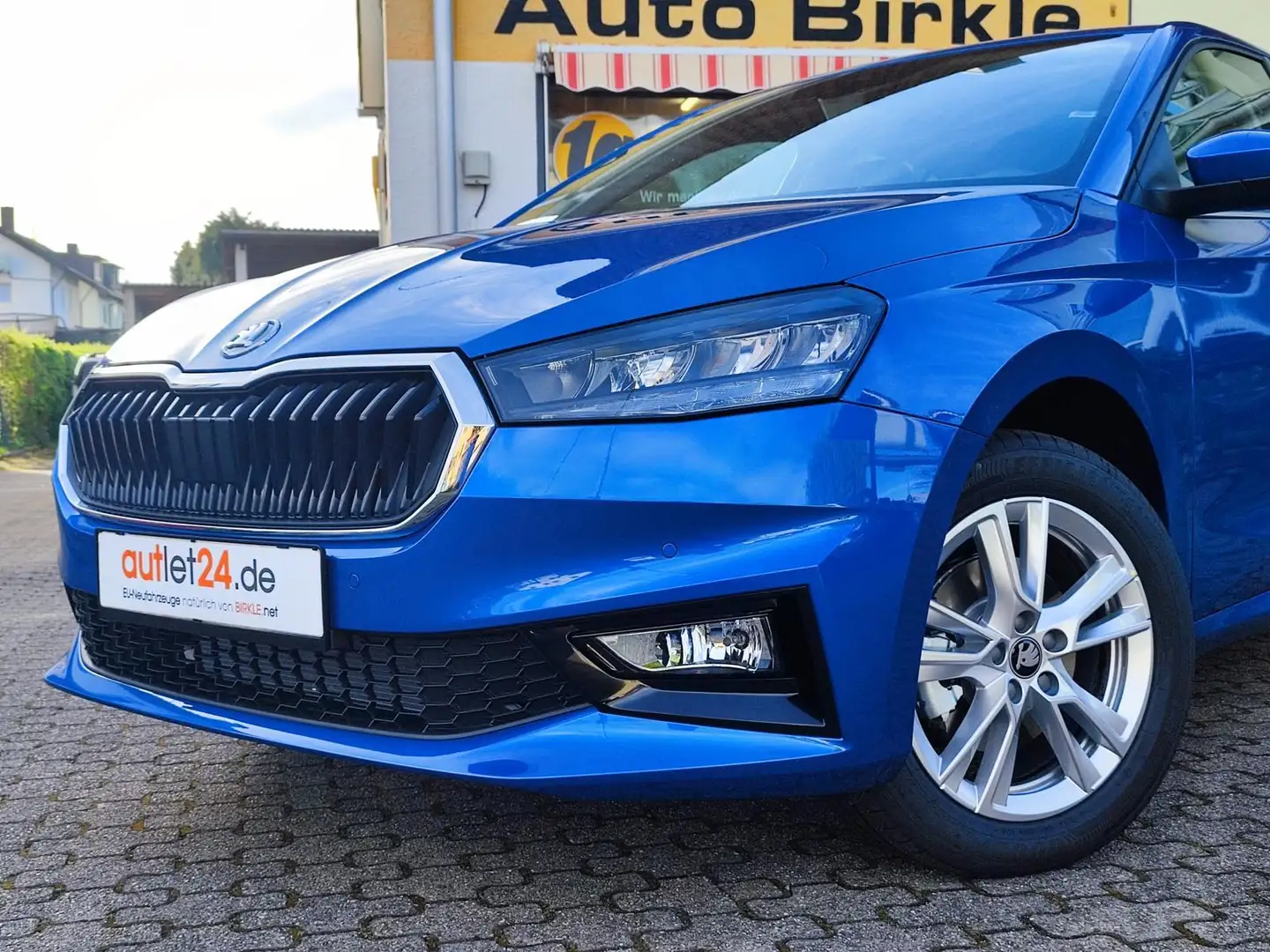 Skoda Fabia Fabia 130 Jahre Premium 150PS DSG SHZ Tot-Winkel Blauw - 2