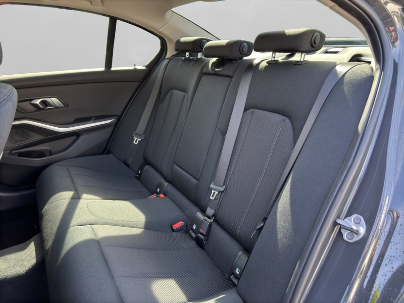 BMW 318 d Limo. Dravitgrau LED RFK Tempom. Parkassist. Sch — photo 8