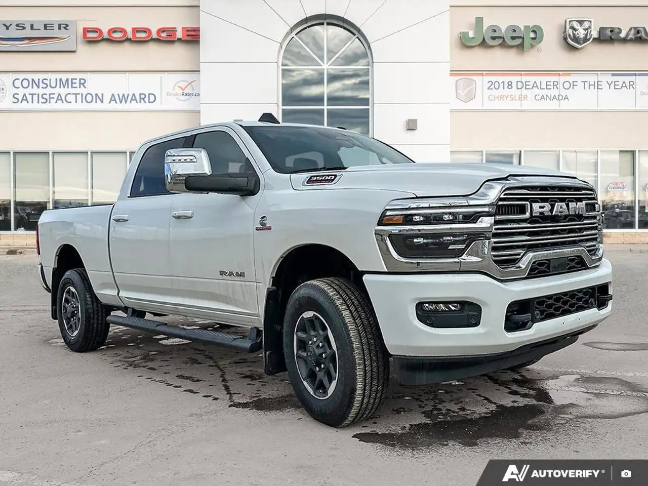 RAM 3500 снимка RAM 3500