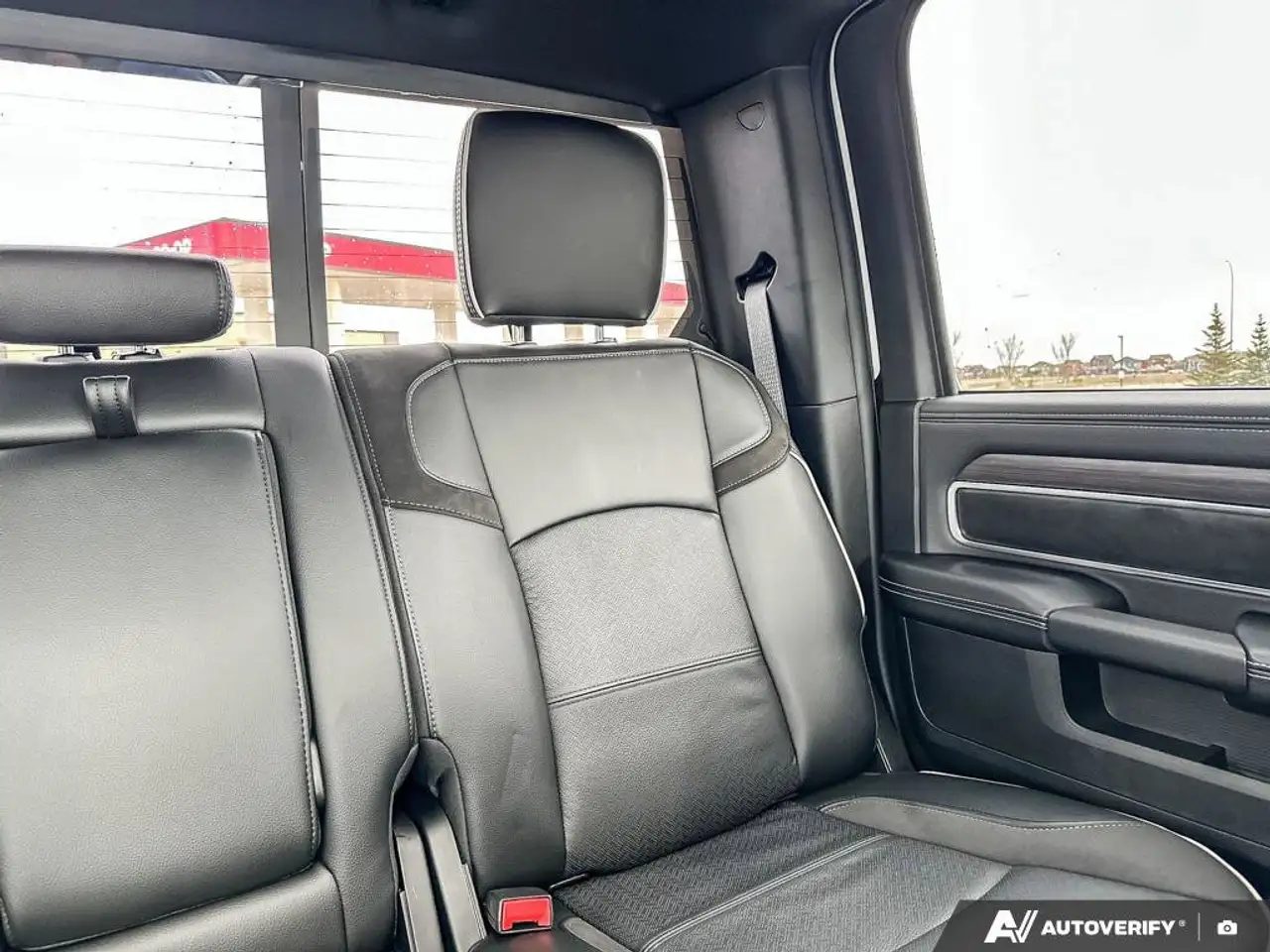 RAM 3500 снимка RAM 3500