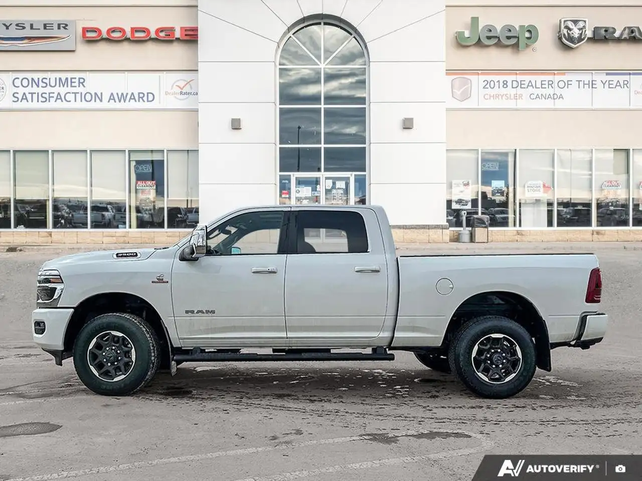 RAM 3500 снимка RAM 3500