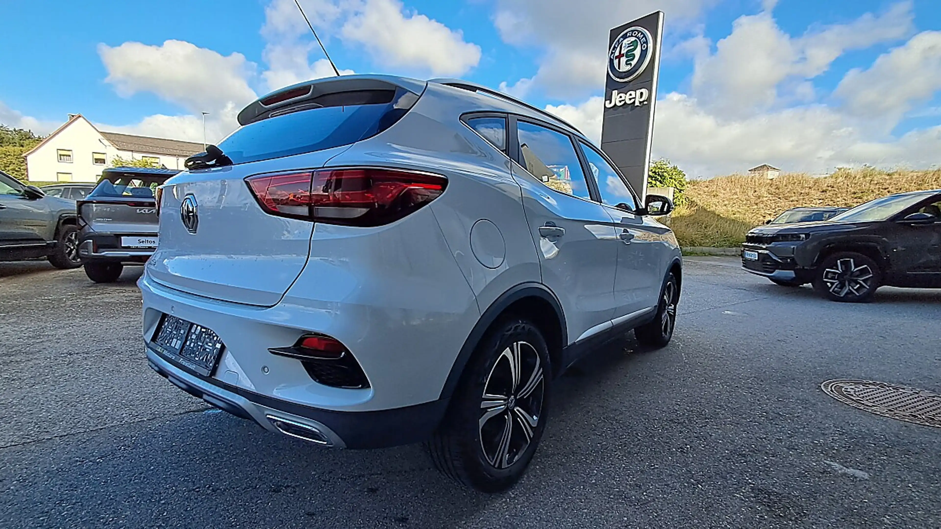 MG ZS 1.5 VTi Comfort — photo 7
