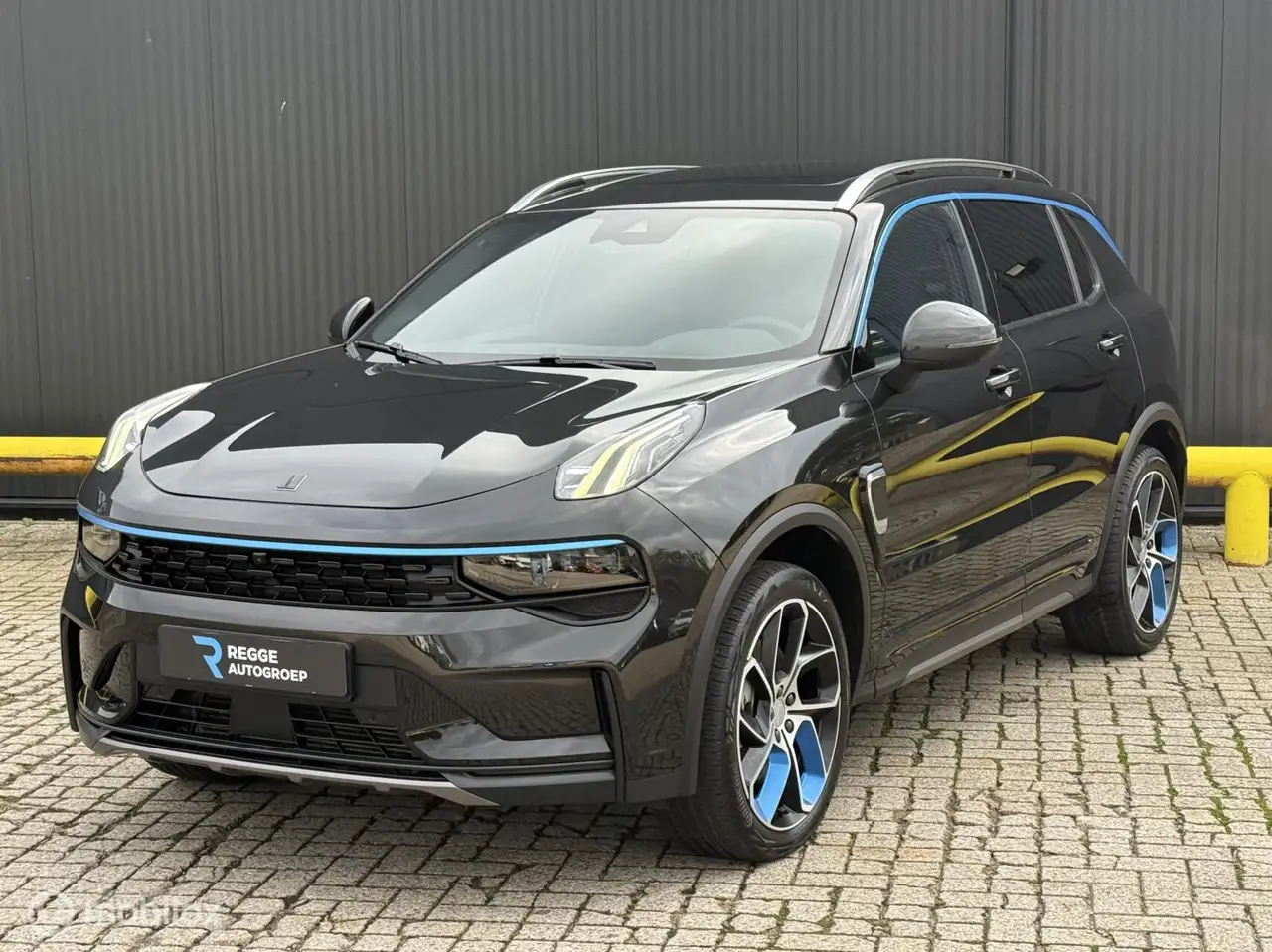 Lynk & Co 01