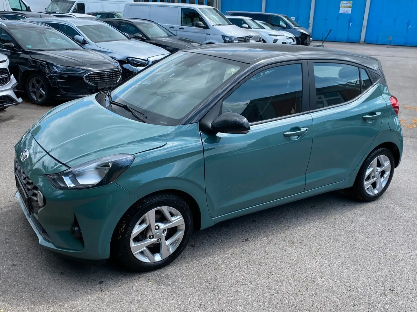 Hyundai i10 1.0 Automatik Prime Grün - 1