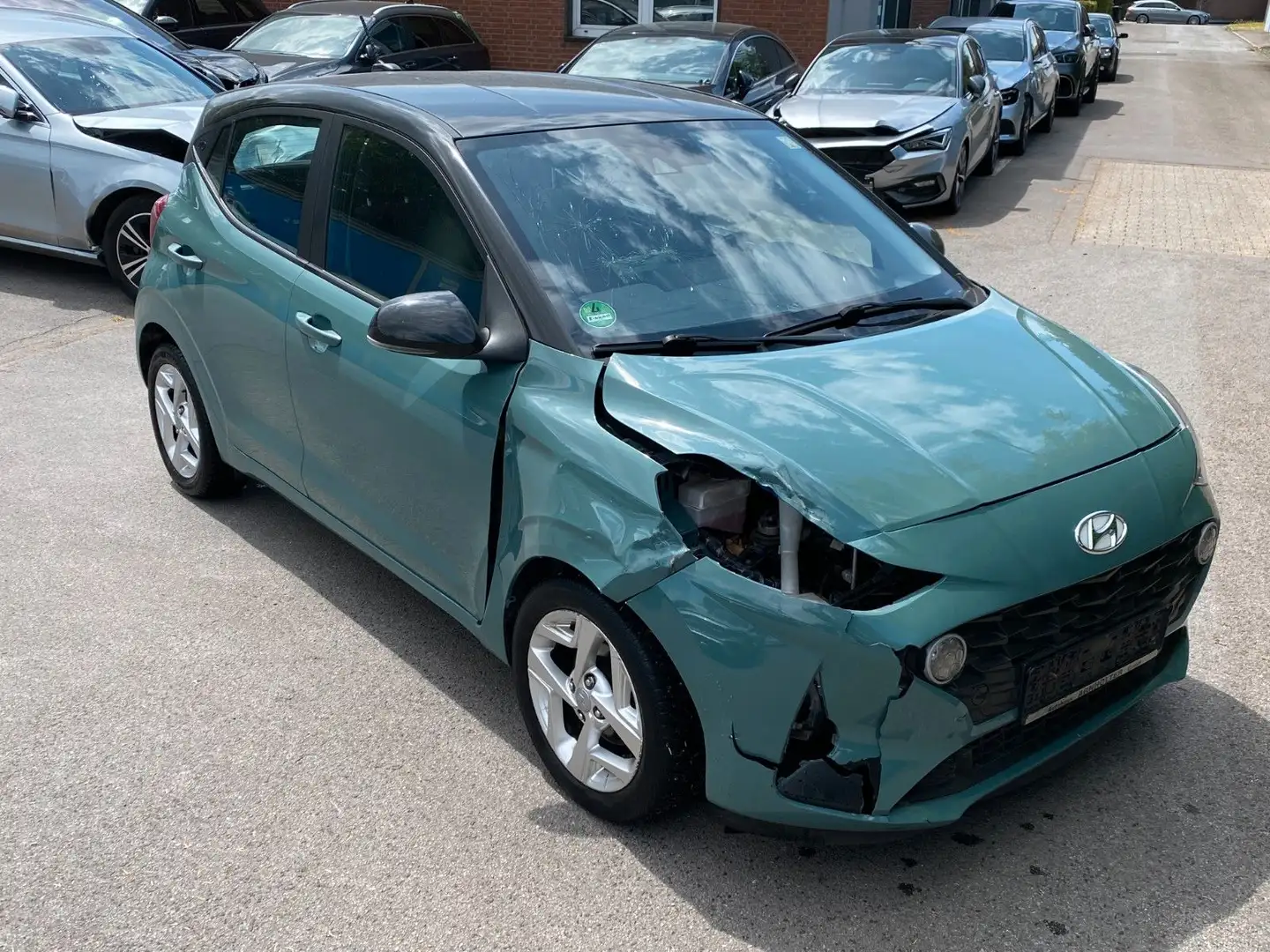 Hyundai i10 1.0 Automatik Prime Grün - 2