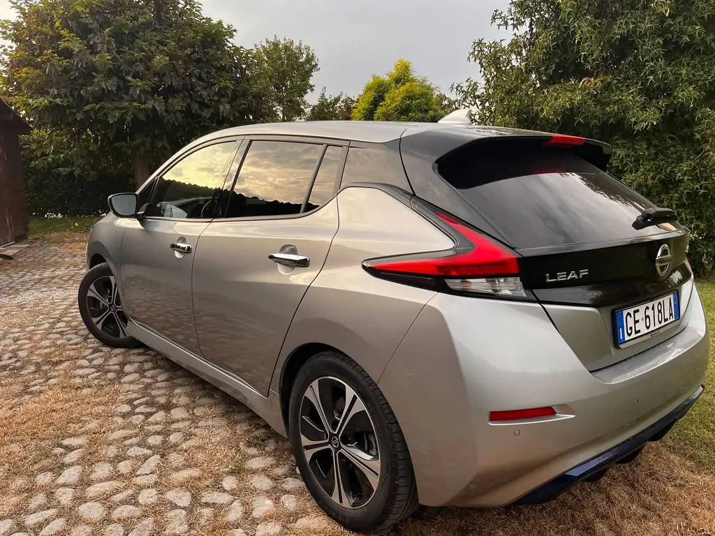 Nissan Leaf 2021 из Европы — купить под ключ