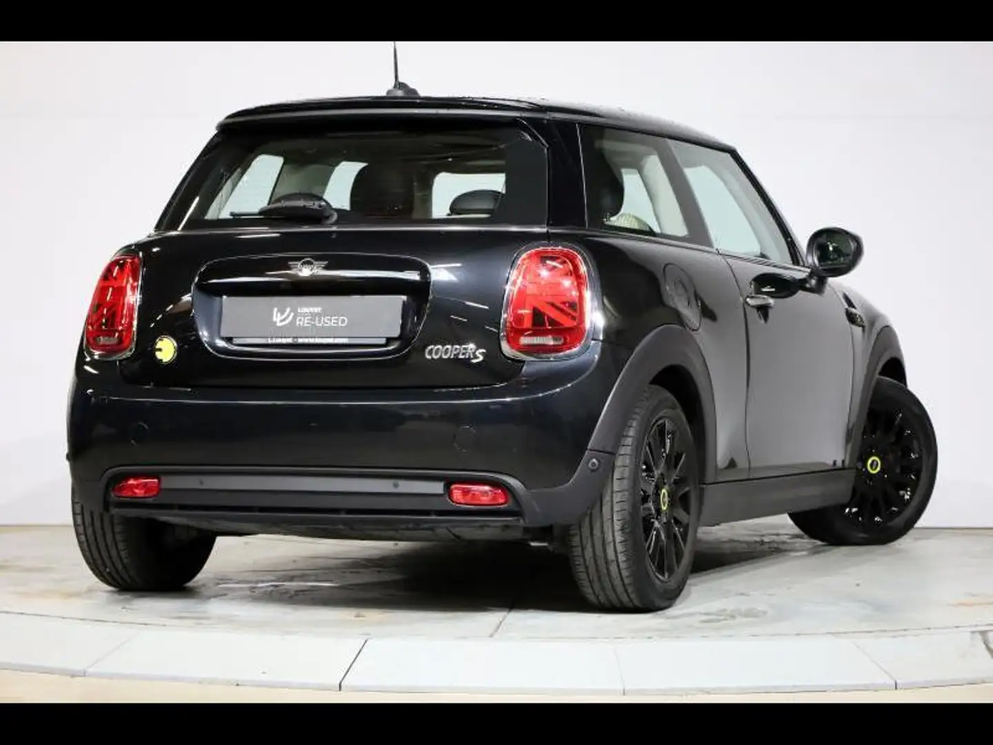 MINI Cooper SE Hatch 3 Portes Noir - 2