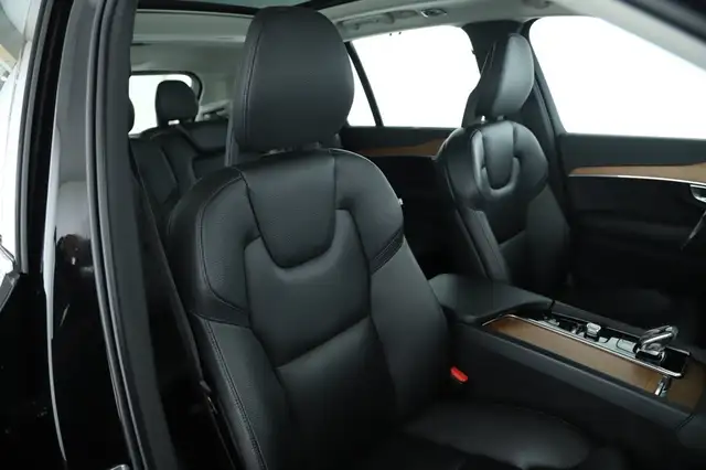 Volvo XC90 B5 AWD INSCRIPTION 7-SITZE LED NAVI HUD PANO Ansicht 15