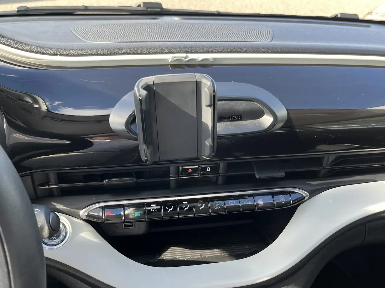 Fiat 500 Action 24 kWh / Bluetooth / Airco /, миниатюра 11