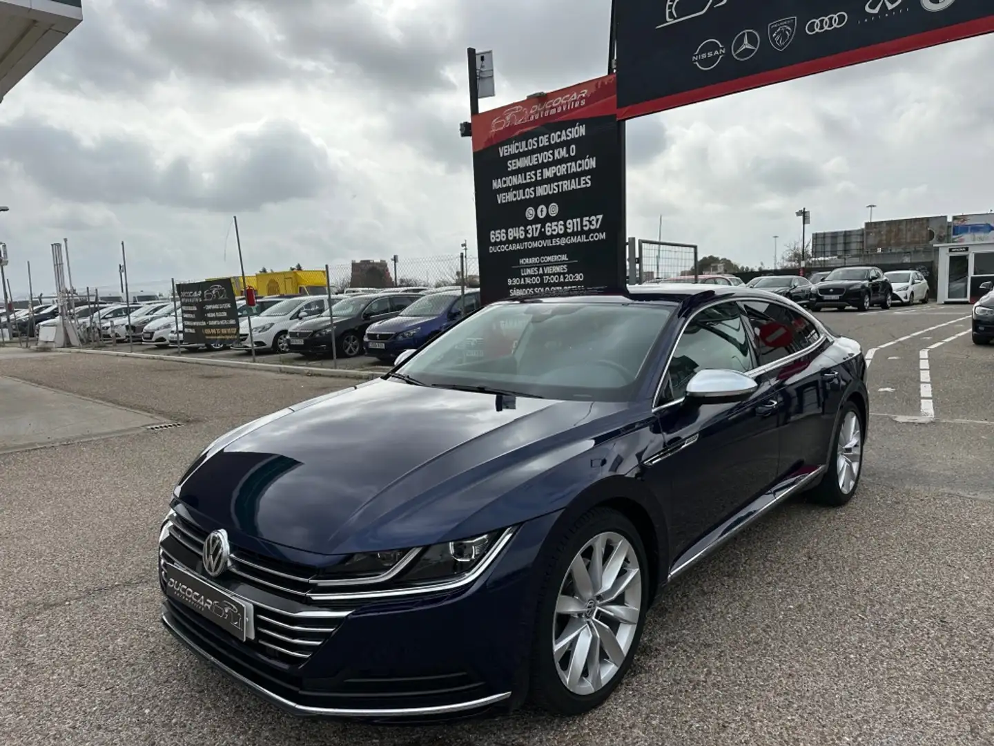 Volkswagen Arteon 2.0TDI Elegance 110kW Azul - 2