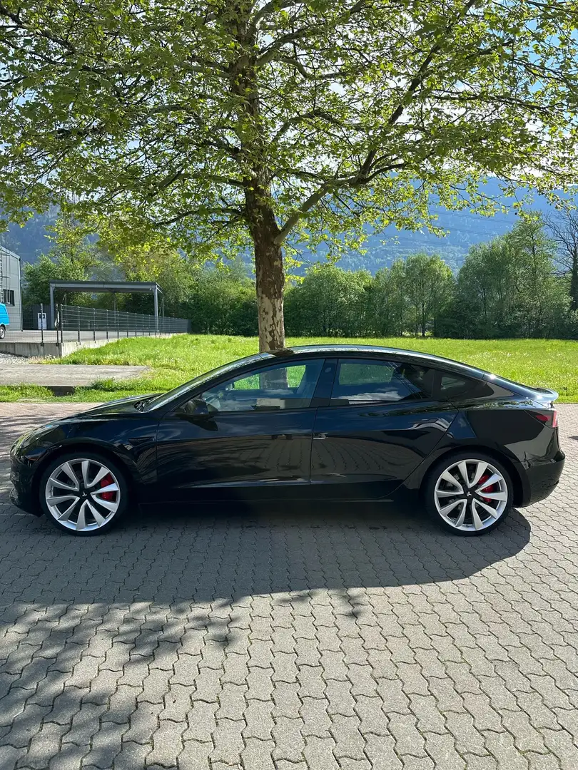 Tesla Model 3 Performance AWD - 2