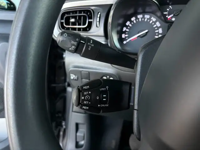 Citroen C3 view 14