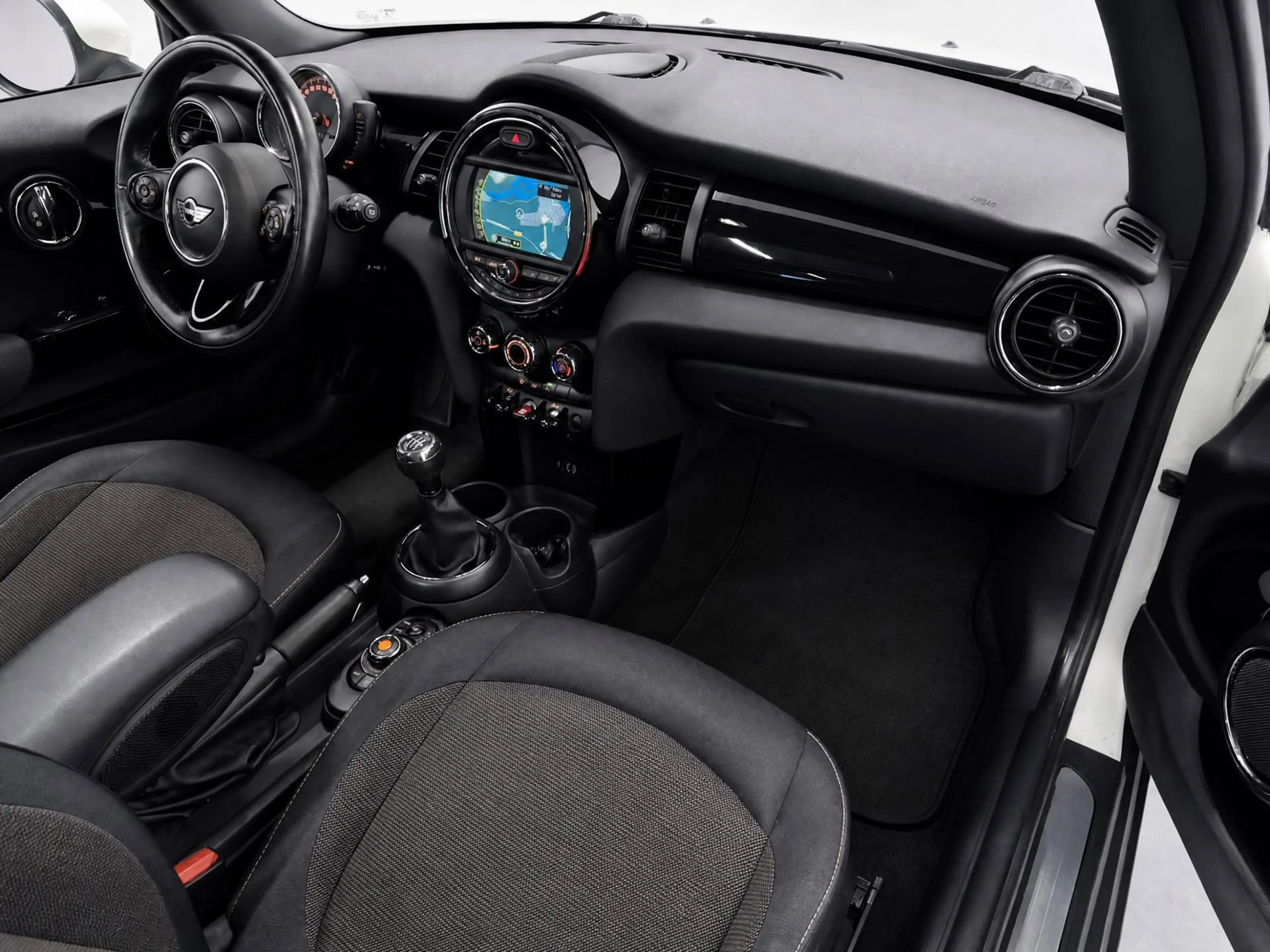 MINI One 3-Deurs 1.2 Business (PANO, NAVI, CRUISE, 17 INCH, — photo 6