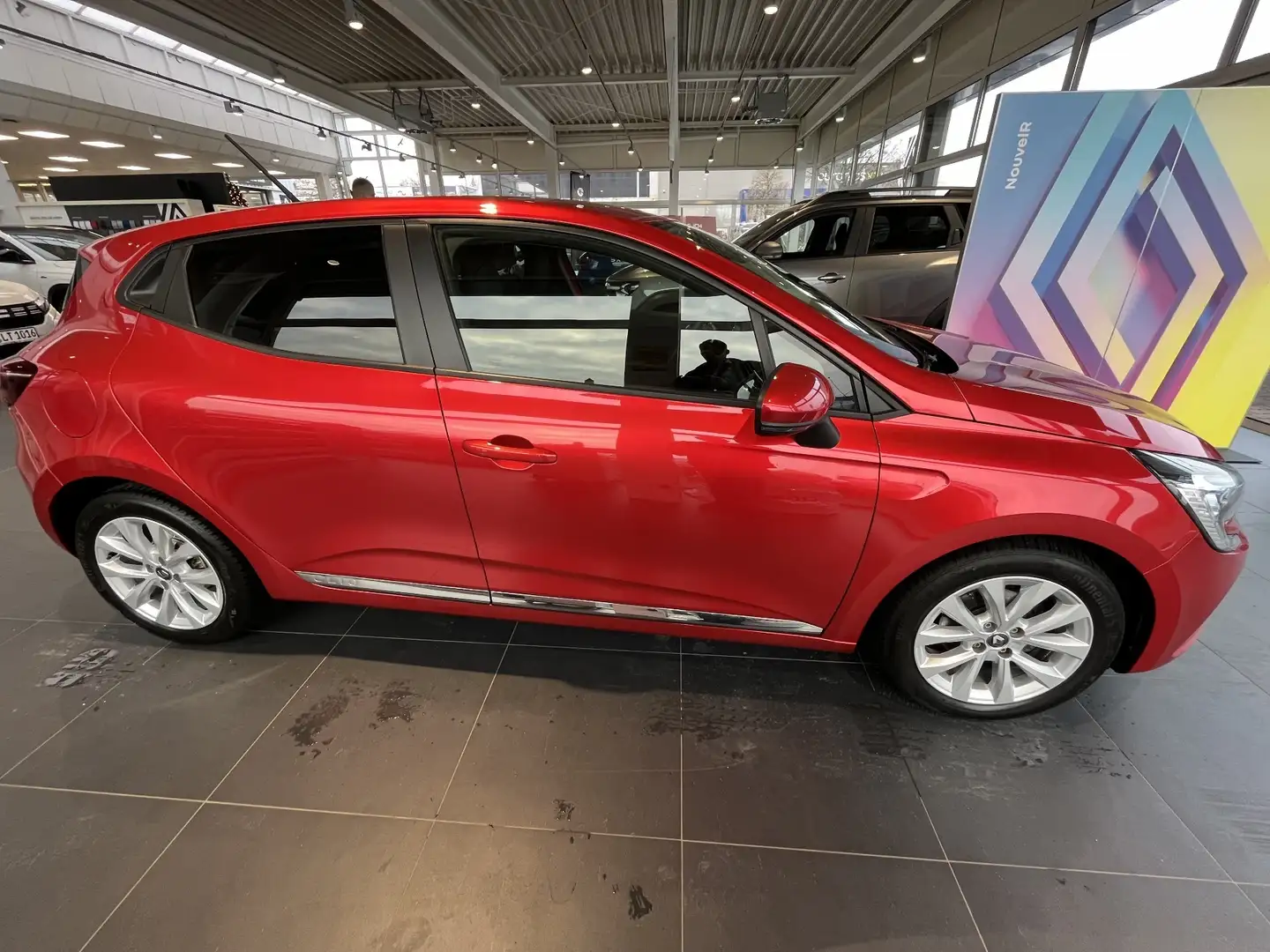 Renault Clio EXPERIENCE TCe 100 Rot - 2