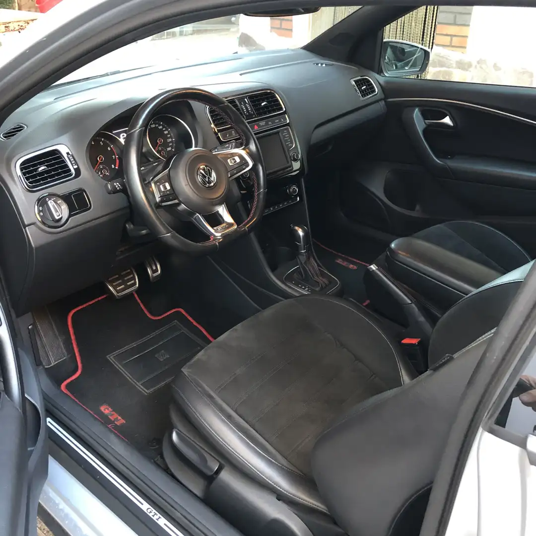 Volkswagen Polo GTI 3p 1.8 bm dsg - 2