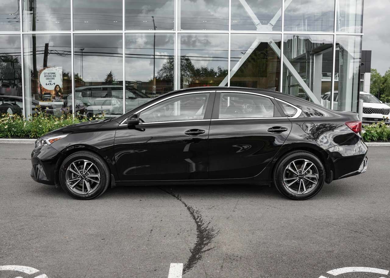 2023 Kia Forte EX — снимка 1