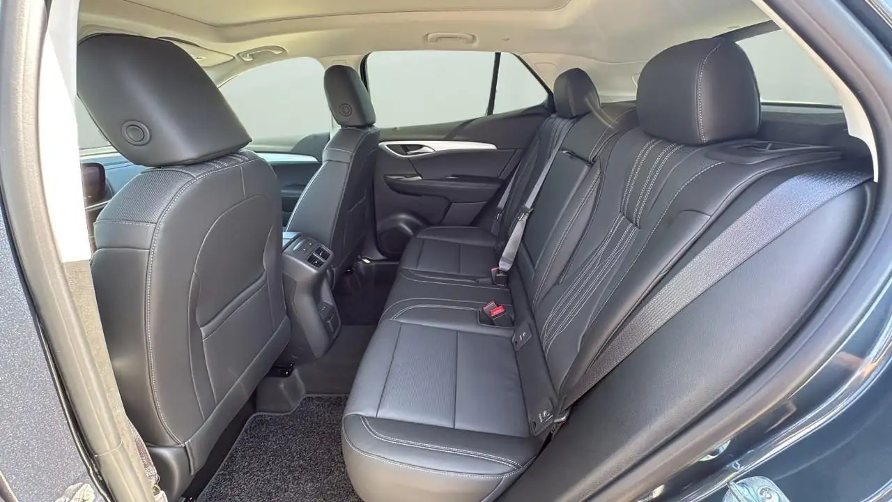 Buick Envision fotografie Buick Envision