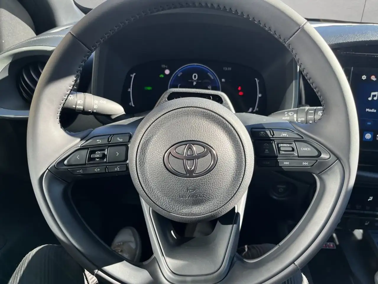 Toyota Aygo X X 1,5 Hybrid Teamplayer SHZ 11
